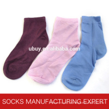 Einfarbige Socke aus 100% Seide für Frauen (UBS-002)